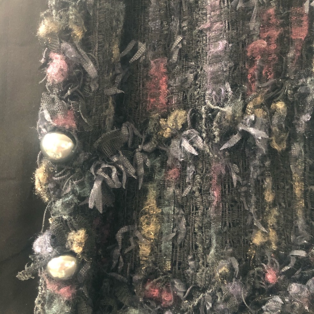 Chanel Jacket VGC.#Chanel #tweed #jacket - Picture 4 of 7